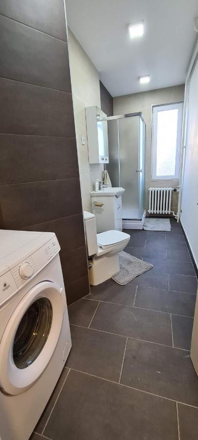 Apartment 51 - Bright, Spacious, Lux 1 Bedroom In The City Center - Stari Grad เบลเกรด ภายนอก รูปภาพ